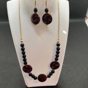 Chic Gold Brown Black Necklace Set